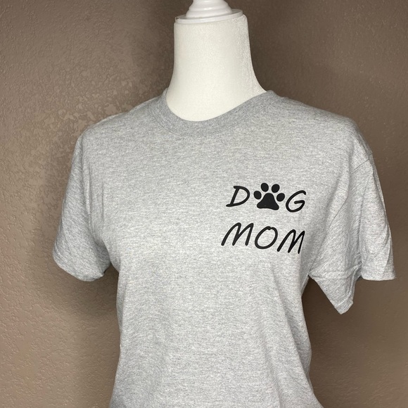 LAST! Dog Mom Tee - Picture 2 of 2